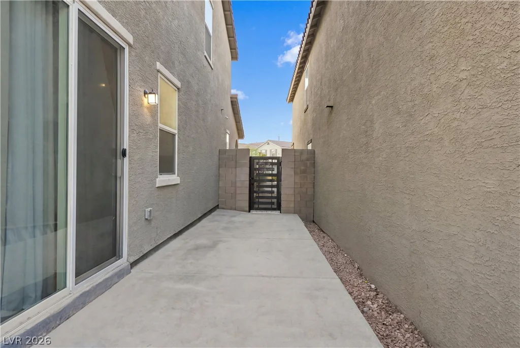 2922 Saltillo, Las Vegas, NV 89121