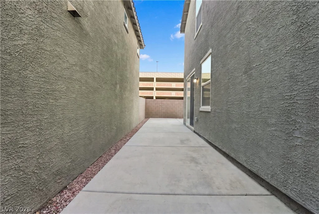 2922 Saltillo, Las Vegas, NV 89121