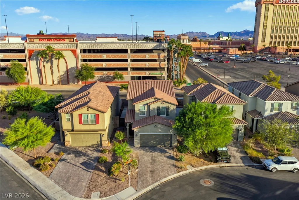 2922 Saltillo, Las Vegas, NV 89121