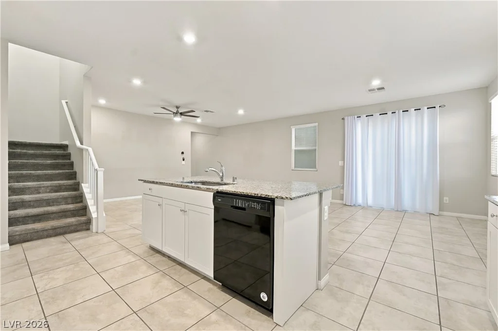 2922 Saltillo, Las Vegas, NV 89121