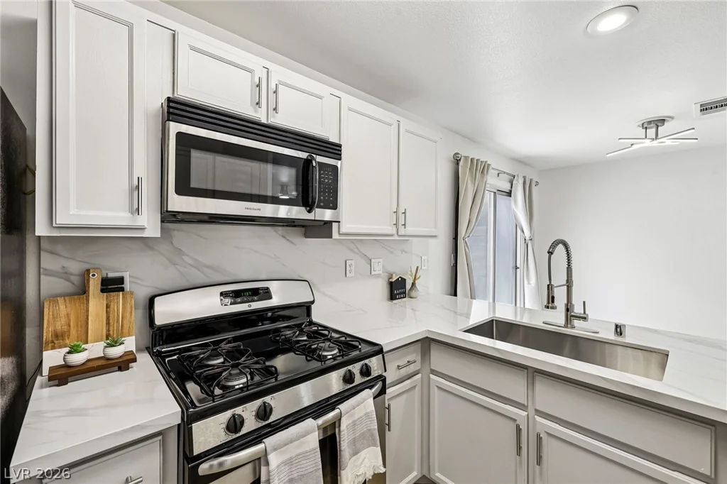 9957 Keephills, Las Vegas, NV 89183