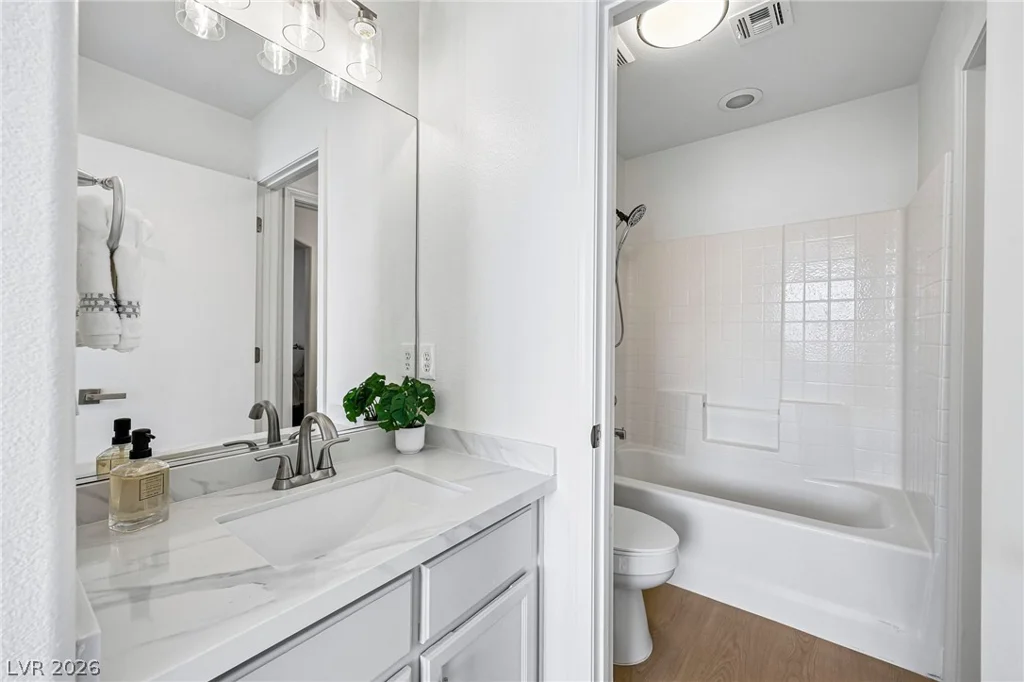 9957 Keephills, Las Vegas, NV 89183