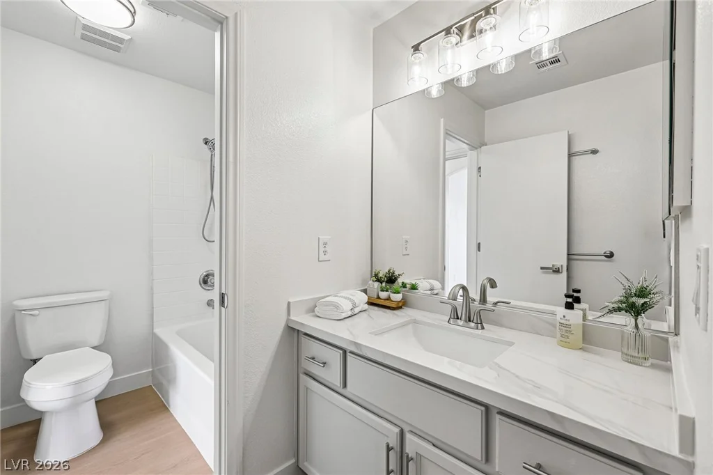 9957 Keephills, Las Vegas, NV 89183