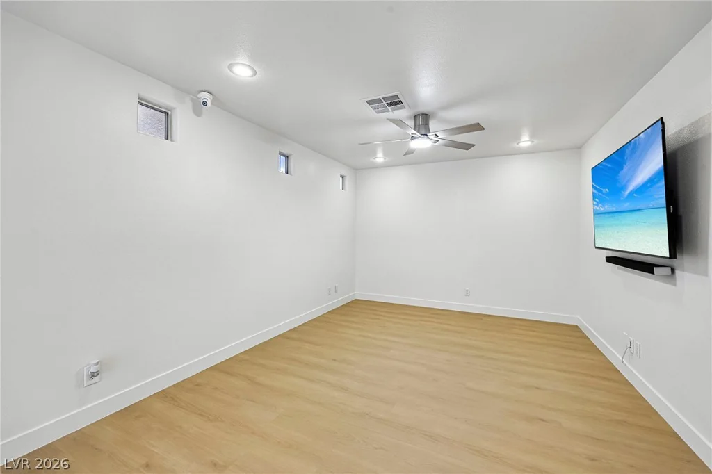 9957 Keephills, Las Vegas, NV 89183