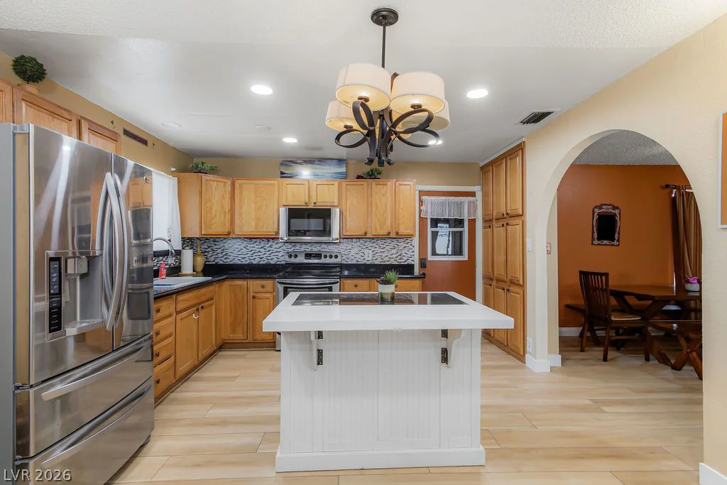 4092 Harmon, Las Vegas, NV 89121