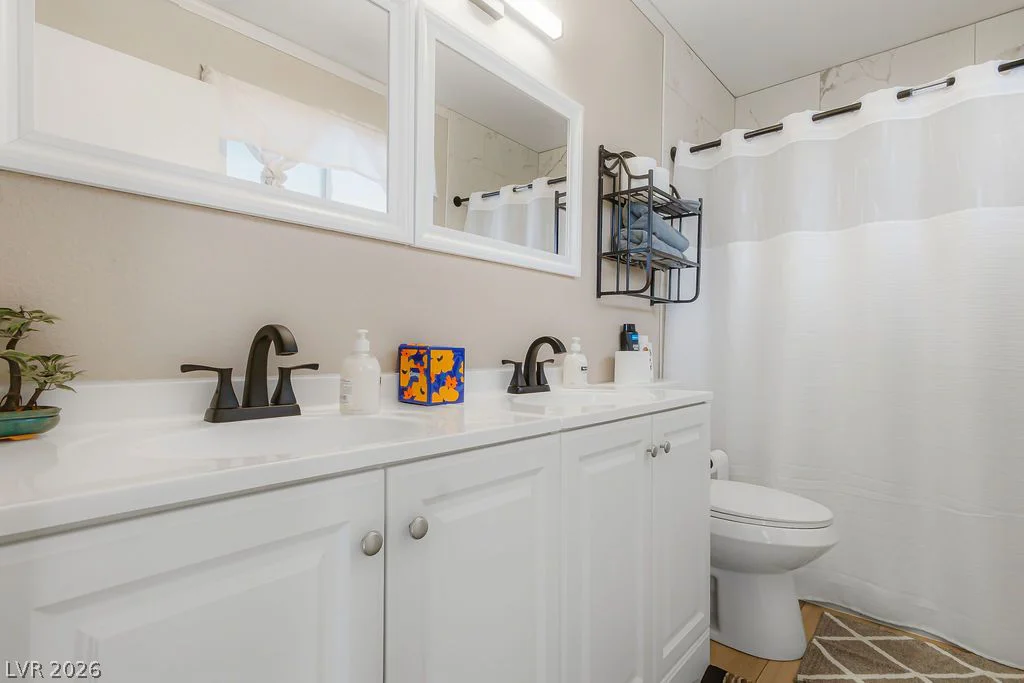 4092 Harmon, Las Vegas, NV 89121