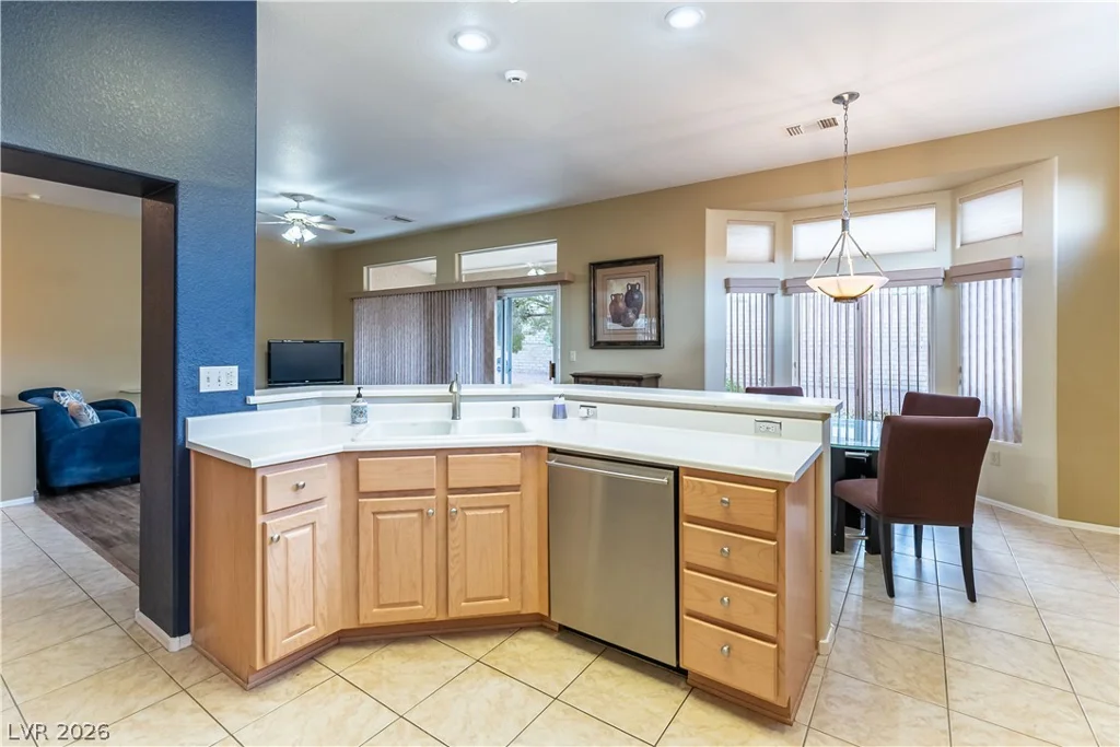 3101 Hawksdale, Las Vegas, NV 89134