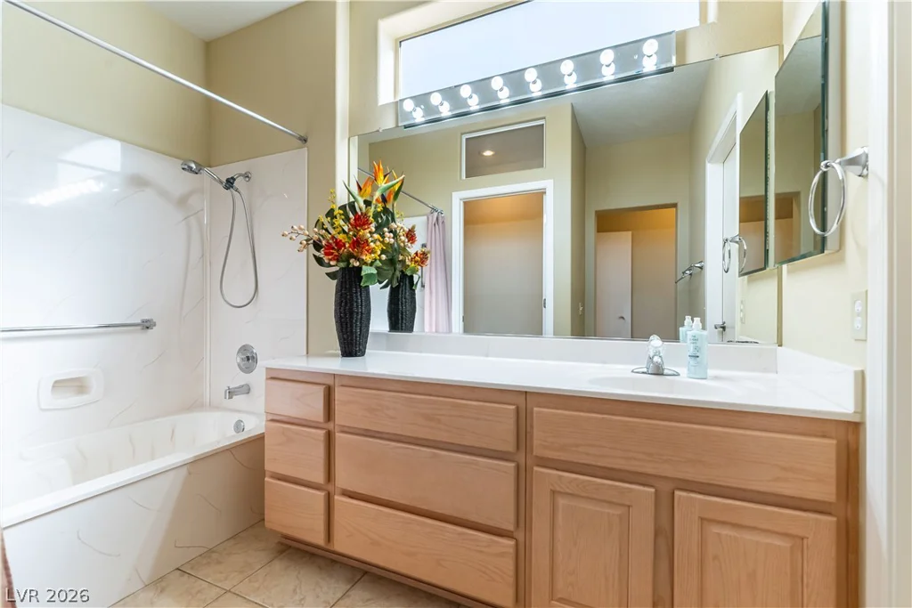 3101 Hawksdale, Las Vegas, NV 89134
