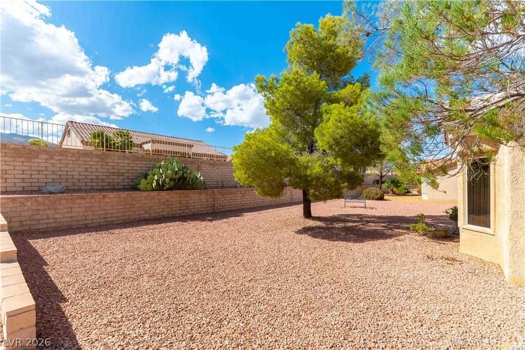 3101 Hawksdale, Las Vegas, NV 89134