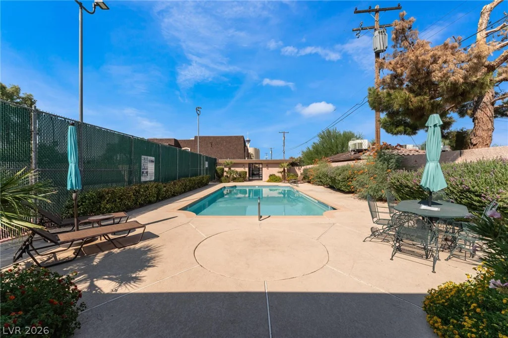 1317 St Louis, Las Vegas, NV 89104