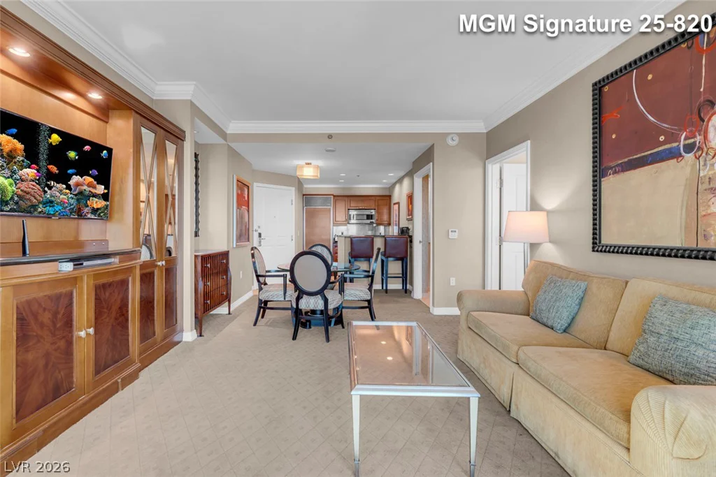 125 Harmon, Las Vegas, NV 89109