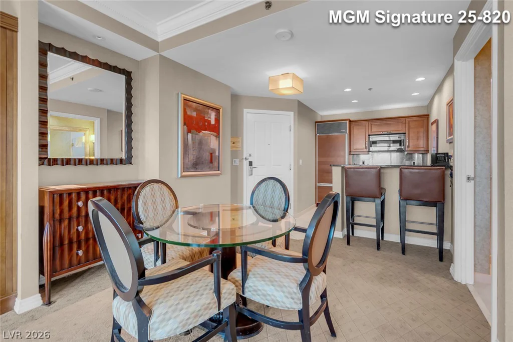 125 Harmon, Las Vegas, NV 89109