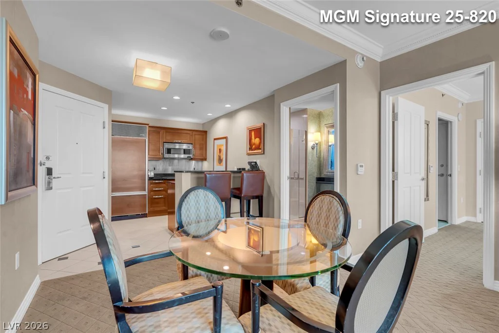 125 Harmon, Las Vegas, NV 89109