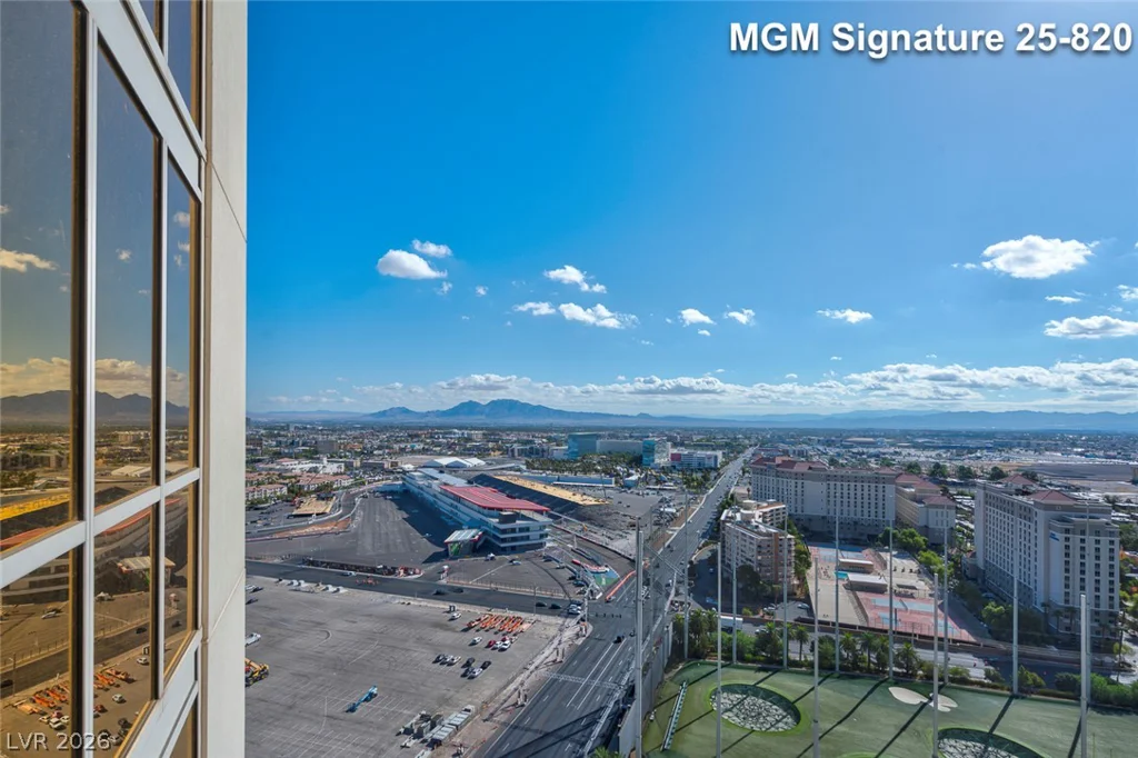 125 Harmon, Las Vegas, NV 89109