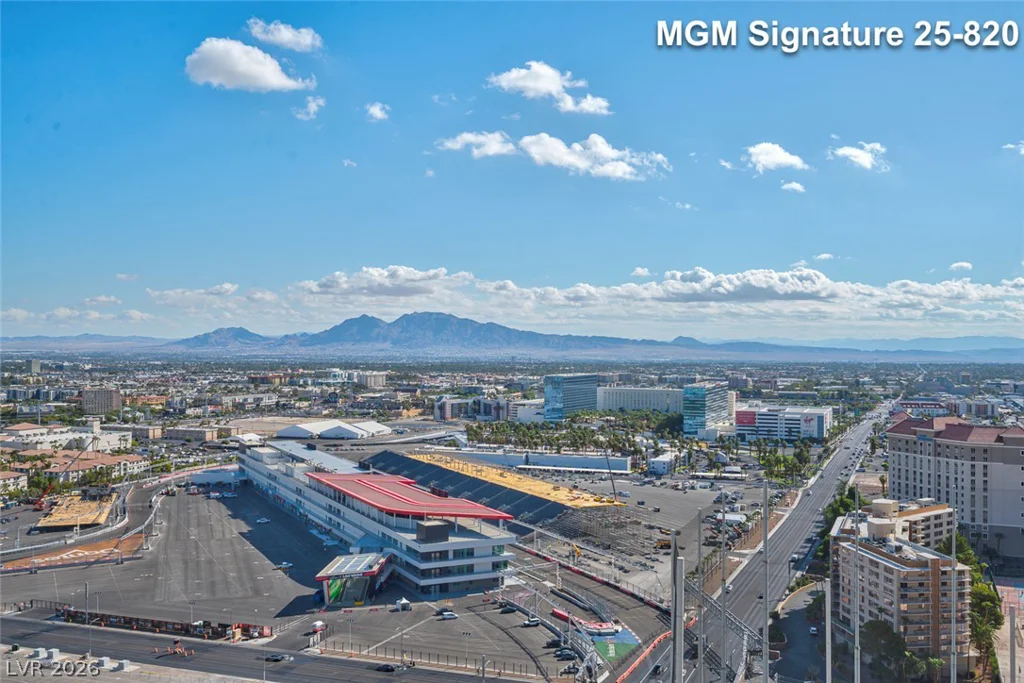 125 Harmon, Las Vegas, NV 89109