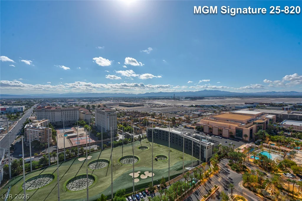 125 Harmon, Las Vegas, NV 89109