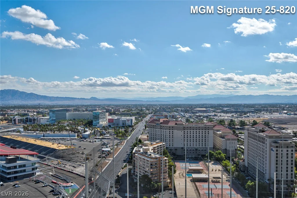 125 Harmon, Las Vegas, NV 89109