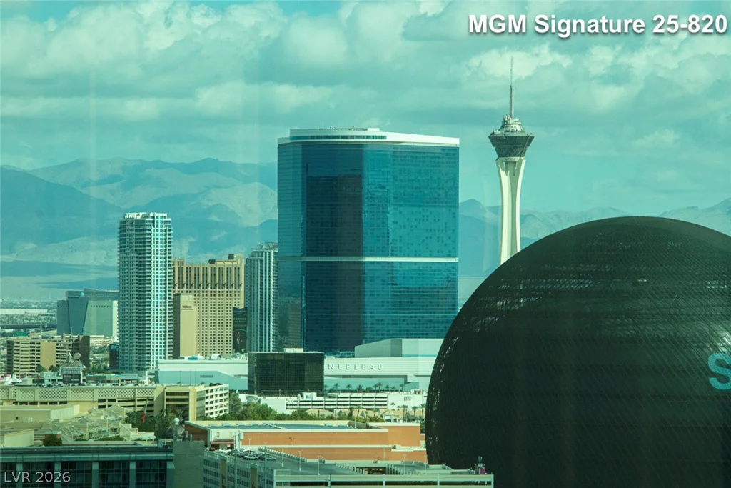 125 Harmon, Las Vegas, NV 89109