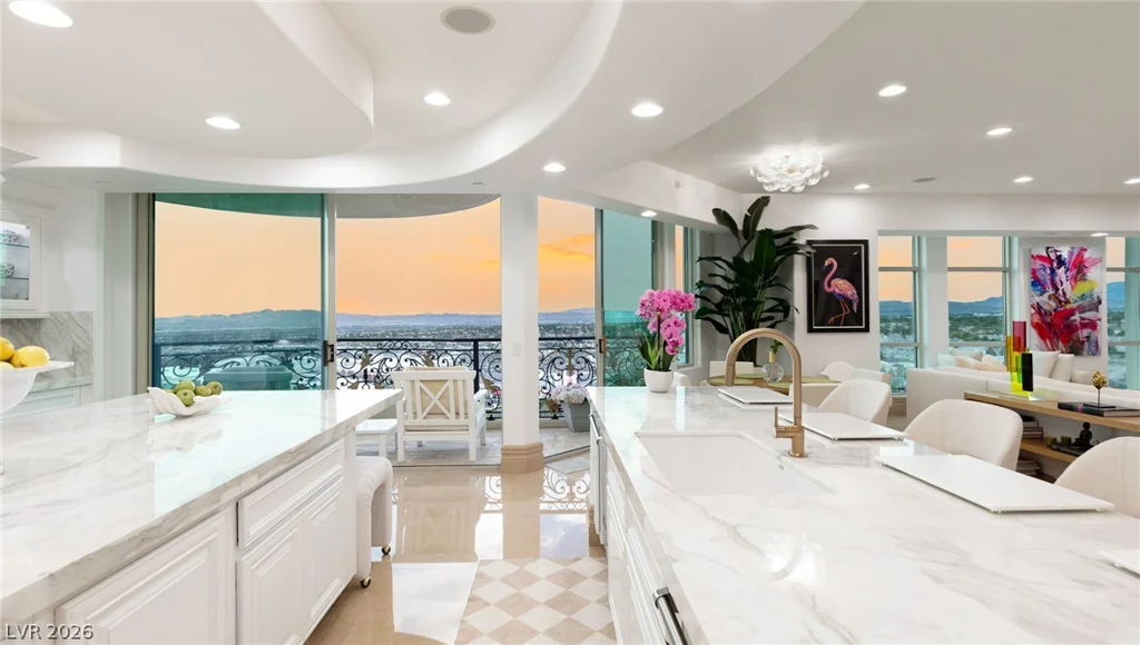 9103 Alta, Las Vegas, NV 89145