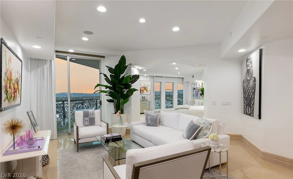9103 Alta, Las Vegas, NV 89145