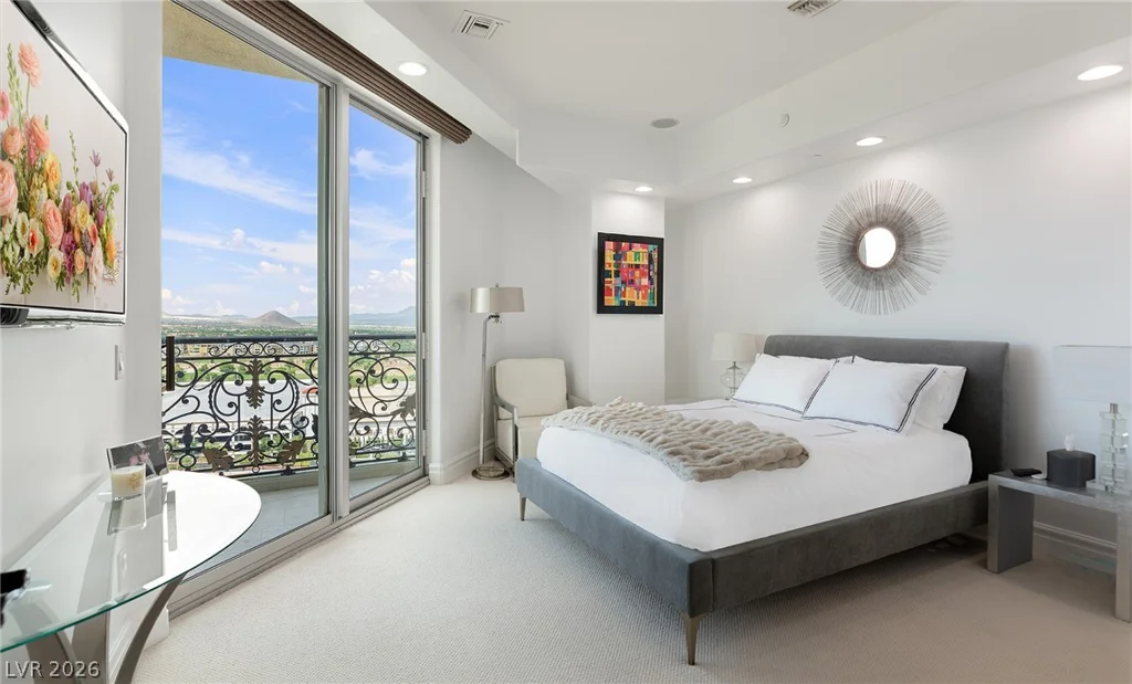 9103 Alta, Las Vegas, NV 89145