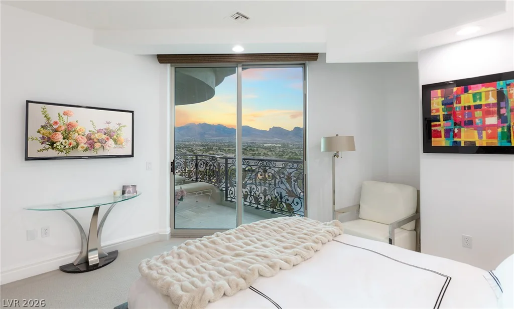 9103 Alta, Las Vegas, NV 89145