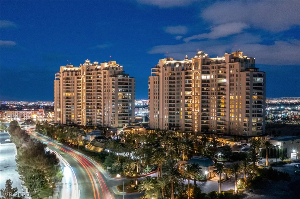 9103 Alta, Las Vegas, NV 89145