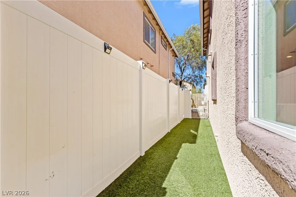 6521 Alfalfa Ridge, Las Vegas, NV 89141