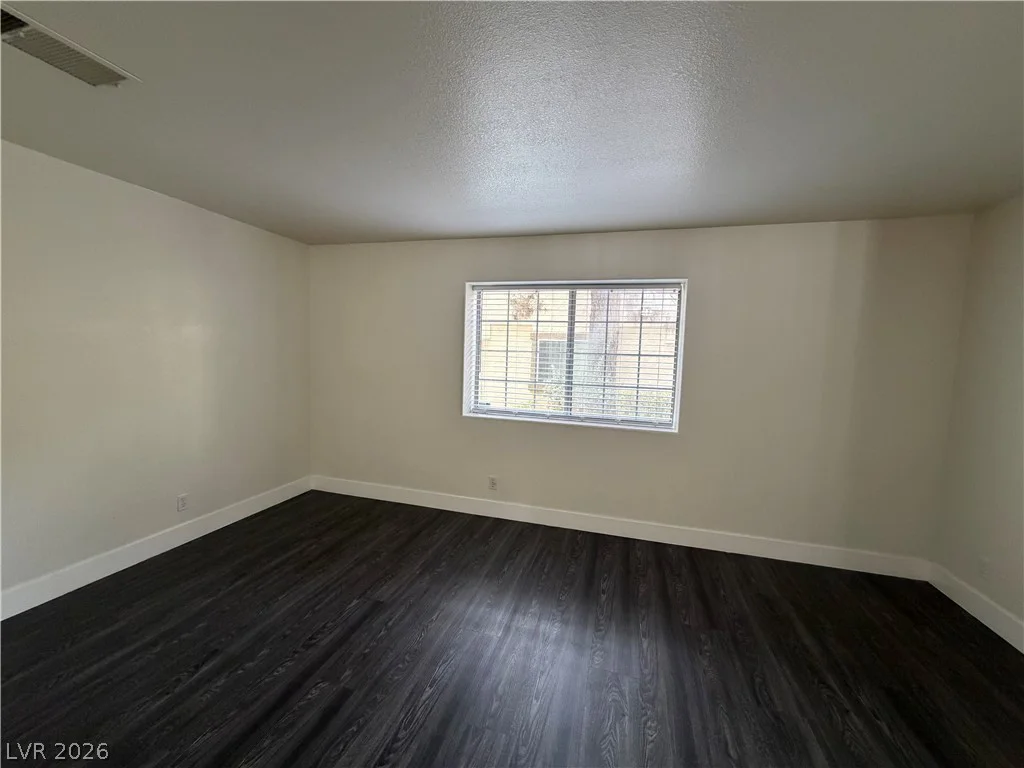 3673 Ian Thomas, Las Vegas, NV 89129