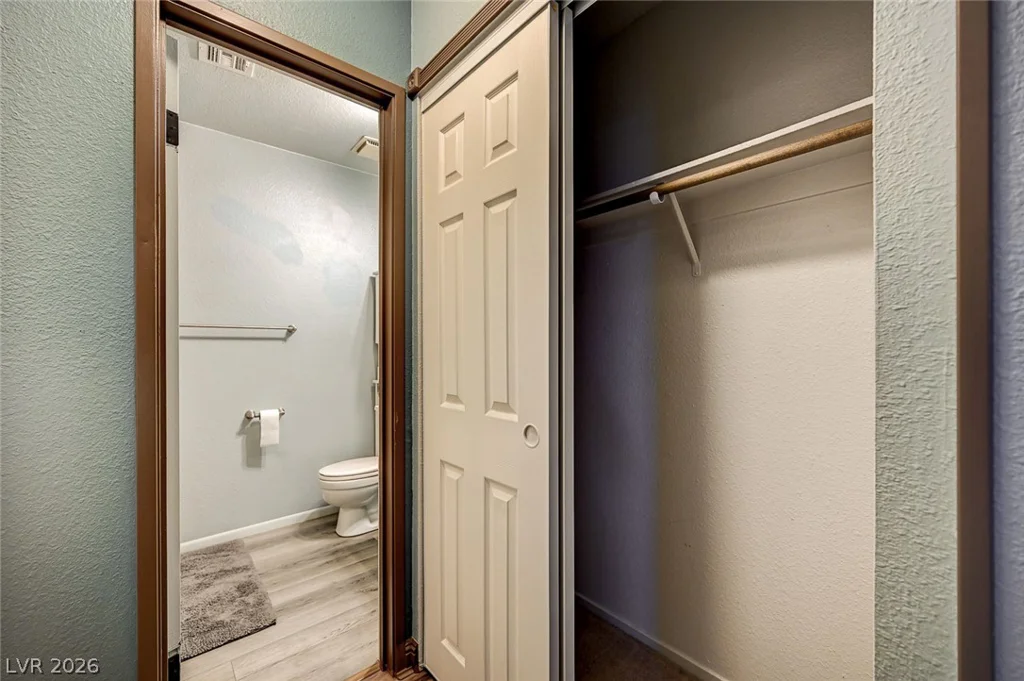 6518 Ironbark, Las Vegas, NV 89107