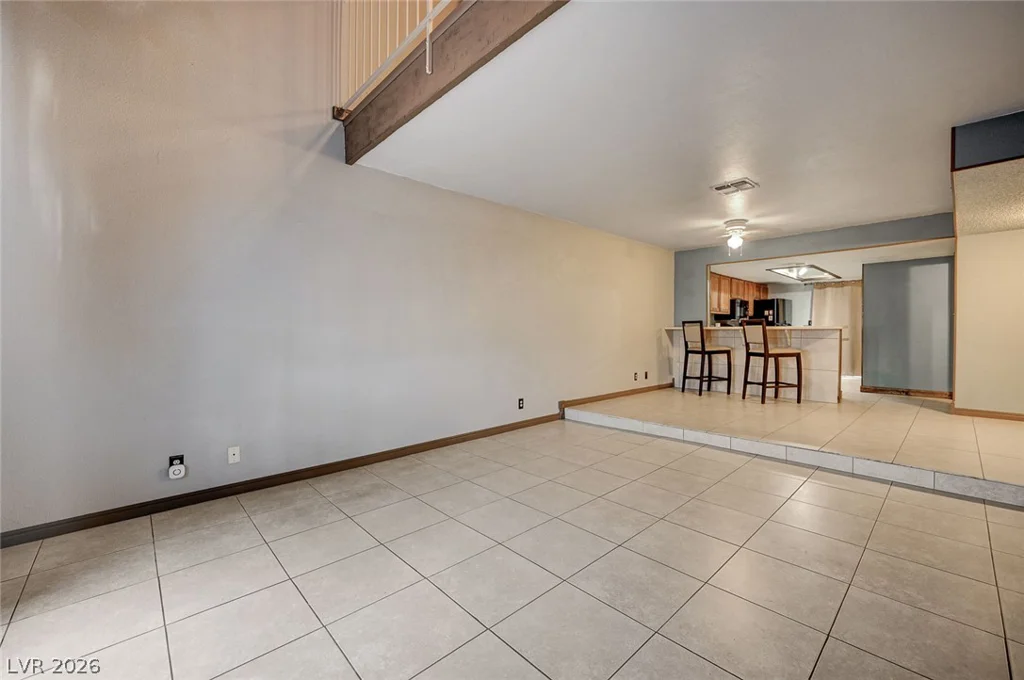 6518 Ironbark, Las Vegas, NV 89107