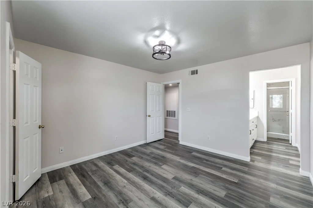 2725 Nellis, Las Vegas, NV 89121
