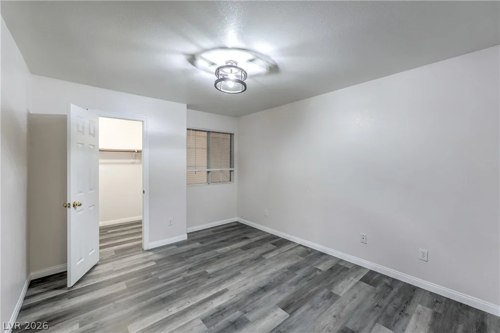 2725 Nellis, Las Vegas, NV 89121