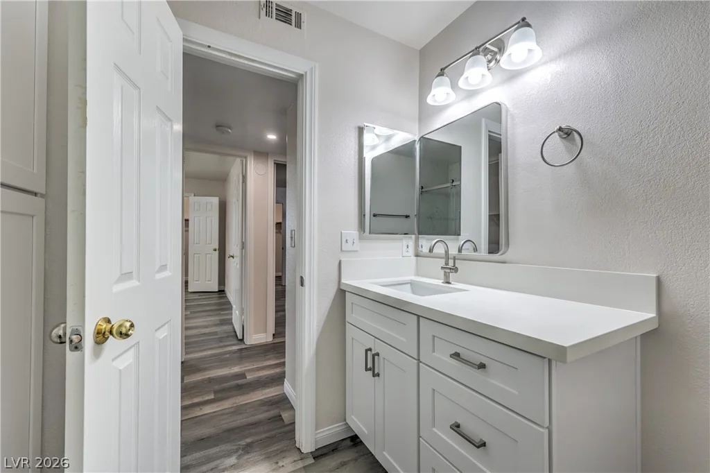 2725 Nellis, Las Vegas, NV 89121