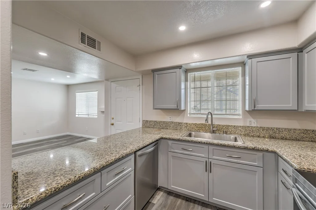 2725 Nellis, Las Vegas, NV 89121
