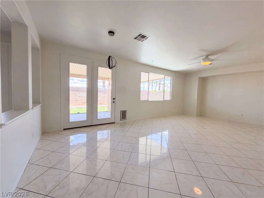7878 Mohican Canyon, Las Vegas, NV 89113