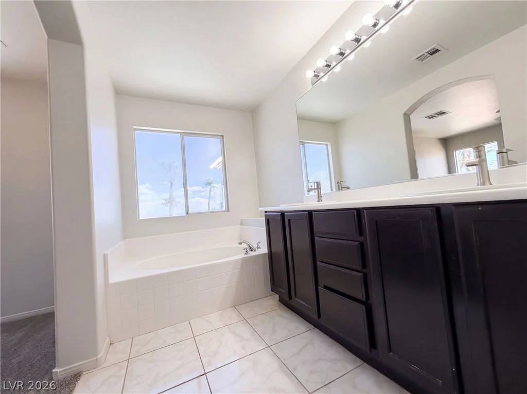 7878 Mohican Canyon, Las Vegas, NV 89113