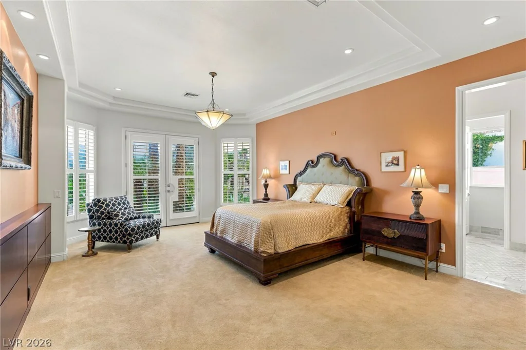 8633 Lakeridge, Las Vegas, NV 89117