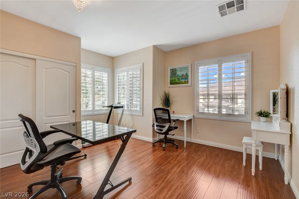 3809 Moonshine Falls, North Las Vegas, NV 89085