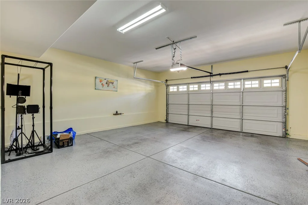 3809 Moonshine Falls, North Las Vegas, NV 89085