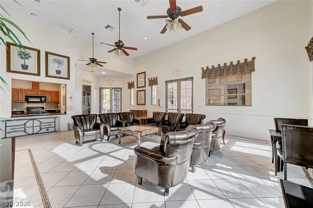 3809 Moonshine Falls, North Las Vegas, NV 89085