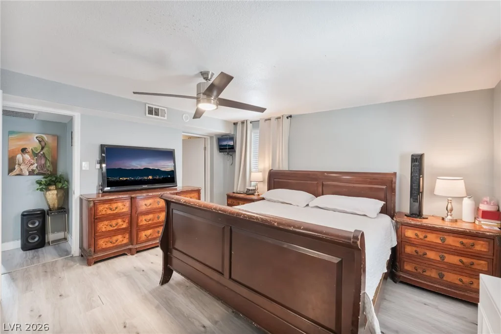 321 Princeton, Las Vegas, NV 89107