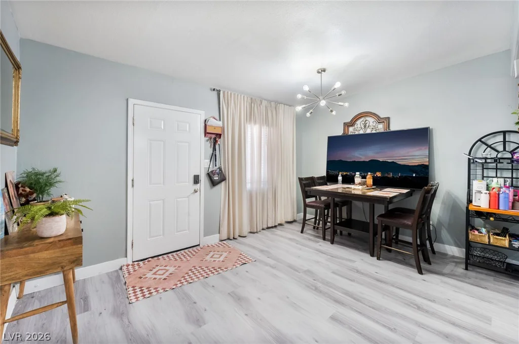 321 Princeton, Las Vegas, NV 89107