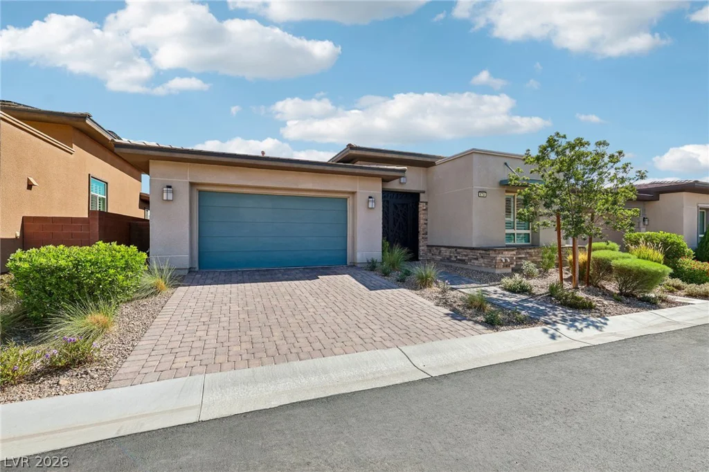 6754 Desert Crimson, Las Vegas, NV 89148