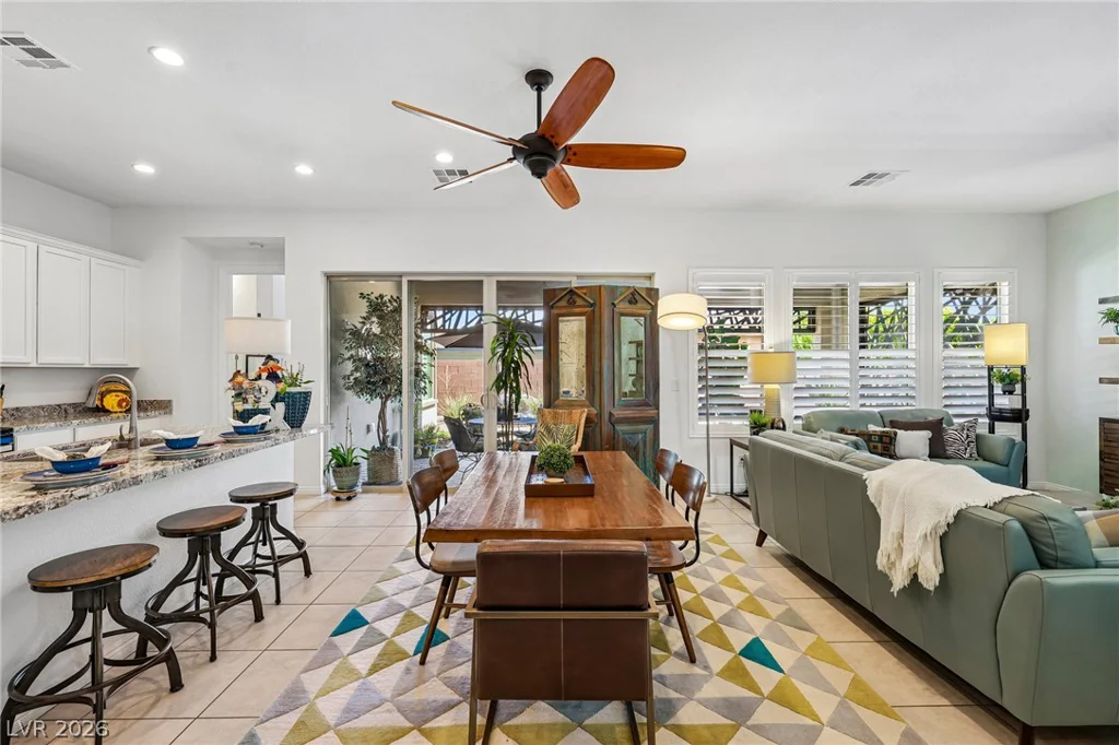 6754 Desert Crimson, Las Vegas, NV 89148