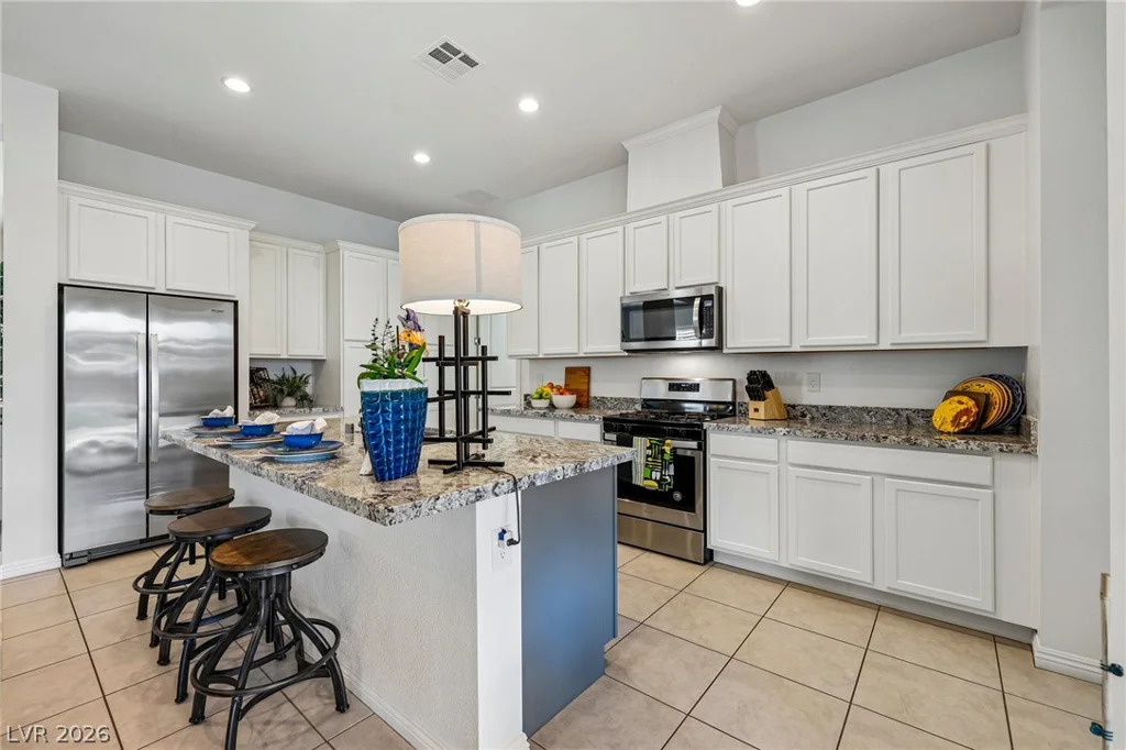 6754 Desert Crimson, Las Vegas, NV 89148