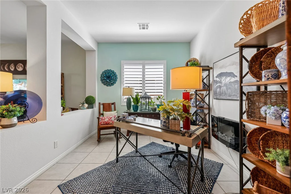 6754 Desert Crimson, Las Vegas, NV 89148