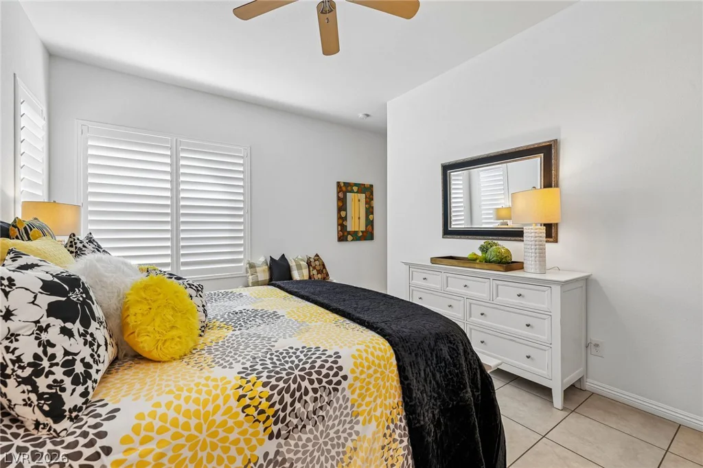 6754 Desert Crimson, Las Vegas, NV 89148