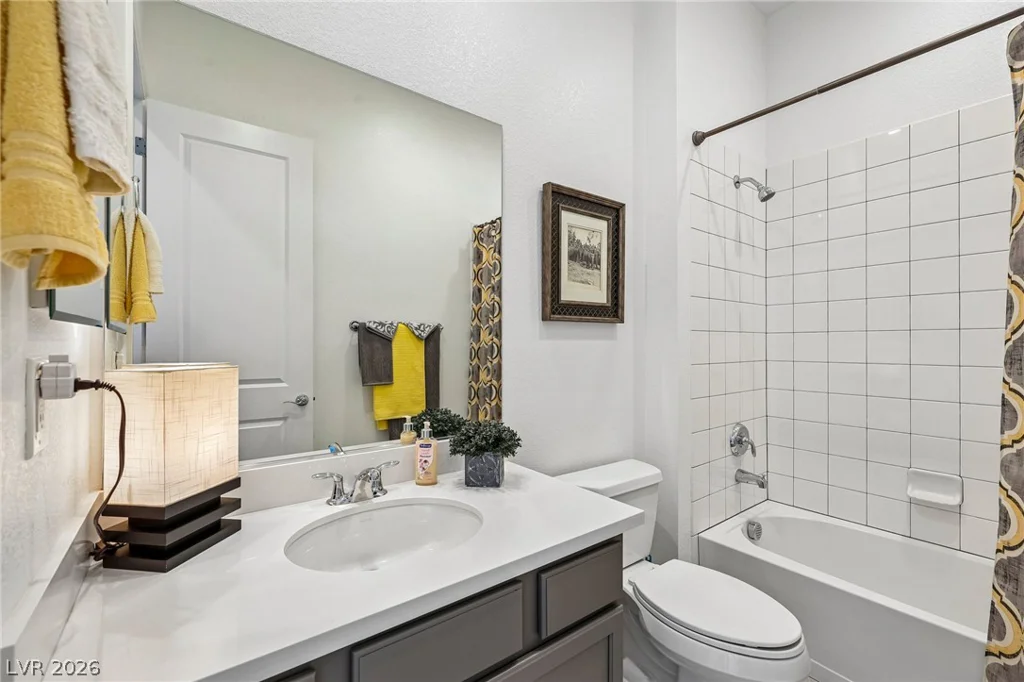 6754 Desert Crimson, Las Vegas, NV 89148