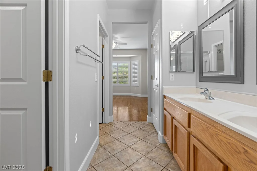 2570 Youngtown, Henderson, NV 89052